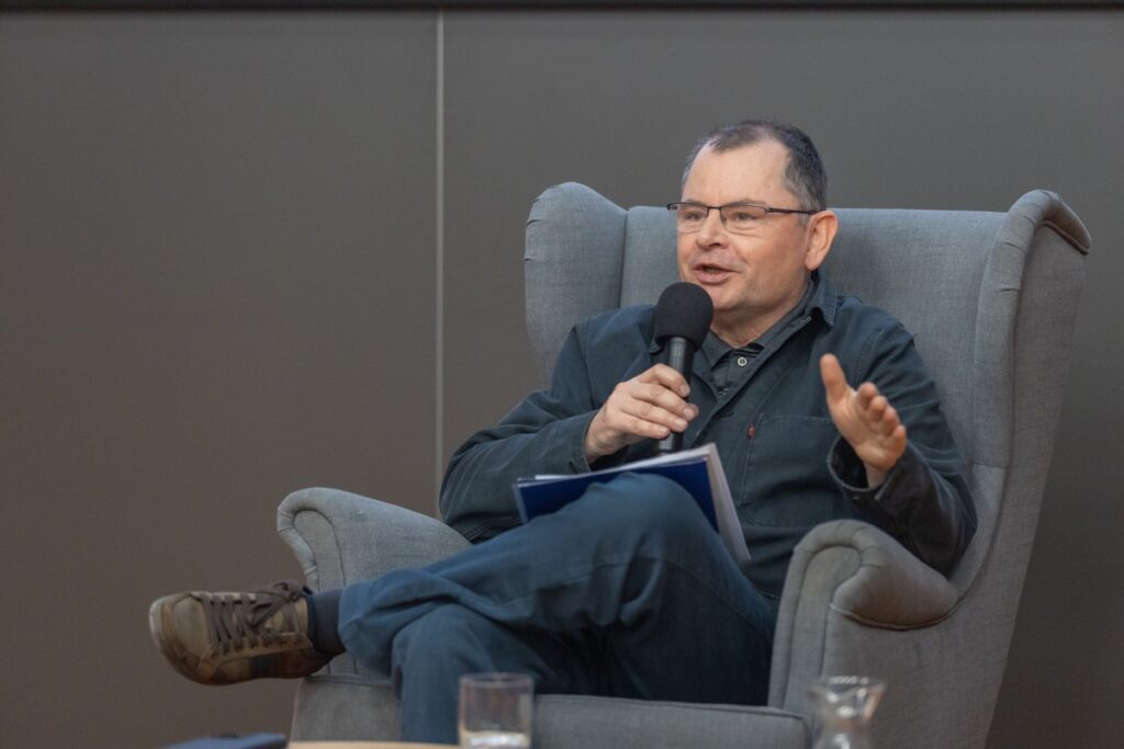 Odsłonięcie pomnika Zbigniewa Herberta w Toruniu, fot. Mikołaj Kuras dla UMWKP