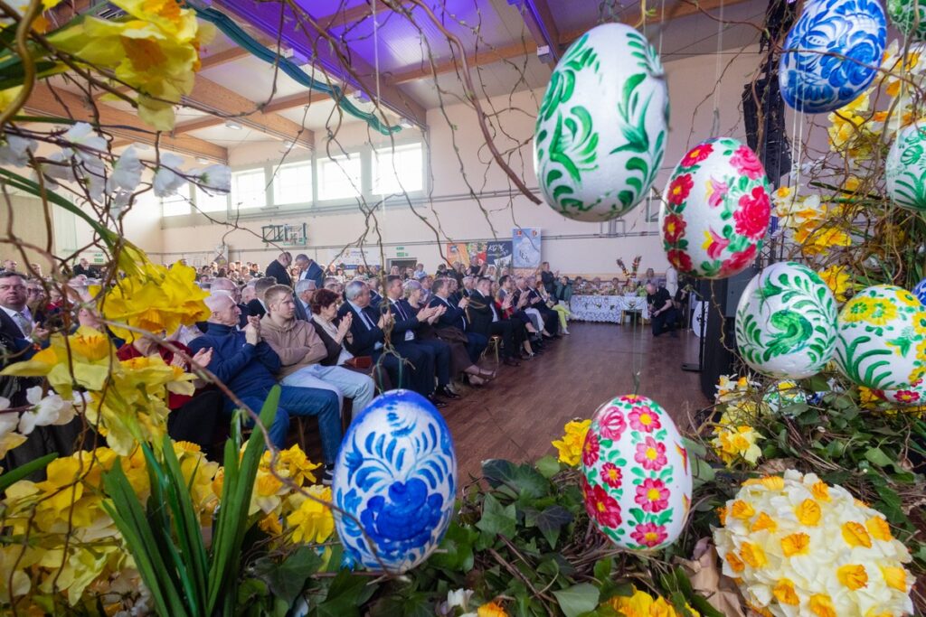 Powiatowa wystawa „Stoły Wielkanocne na Kujawach” w Cypriance, powiat włocławski, fot. Mikołaj Kuras dla UMWKP