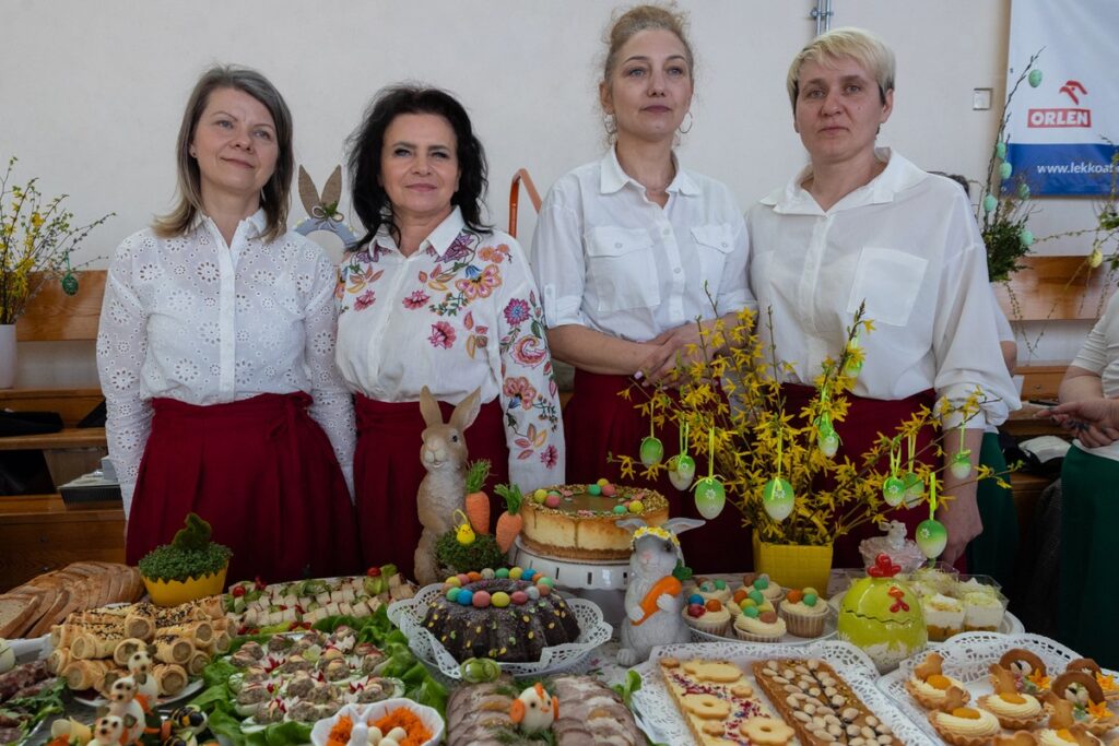 Powiatowa wystawa „Stoły Wielkanocne na Kujawach” w Cypriance, powiat włocławski, fot. Mikołaj Kuras dla UMWKP