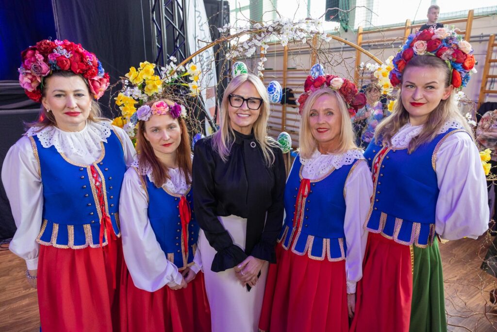 Powiatowa wystawa „Stoły Wielkanocne na Kujawach” w Cypriance, powiat włocławski, fot. Mikołaj Kuras dla UMWKP