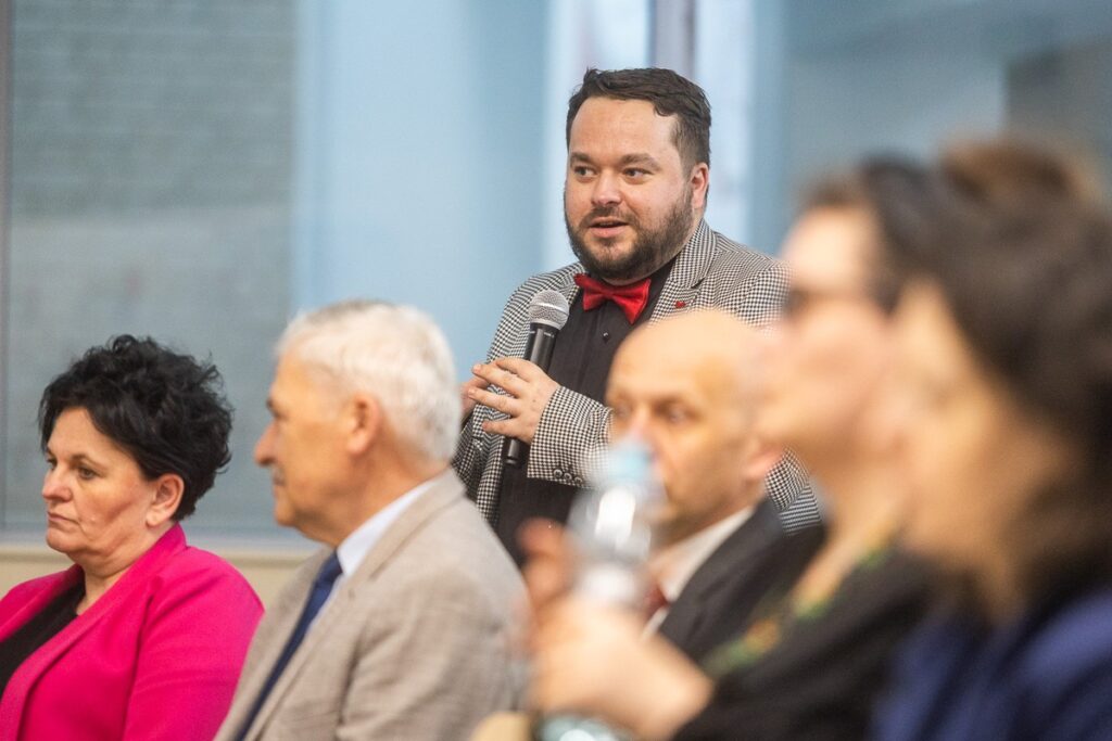 Spotkanie w sprawie udziału w KPTS, fot. Szymon Zdziebło/tarantoga dla UMWKP