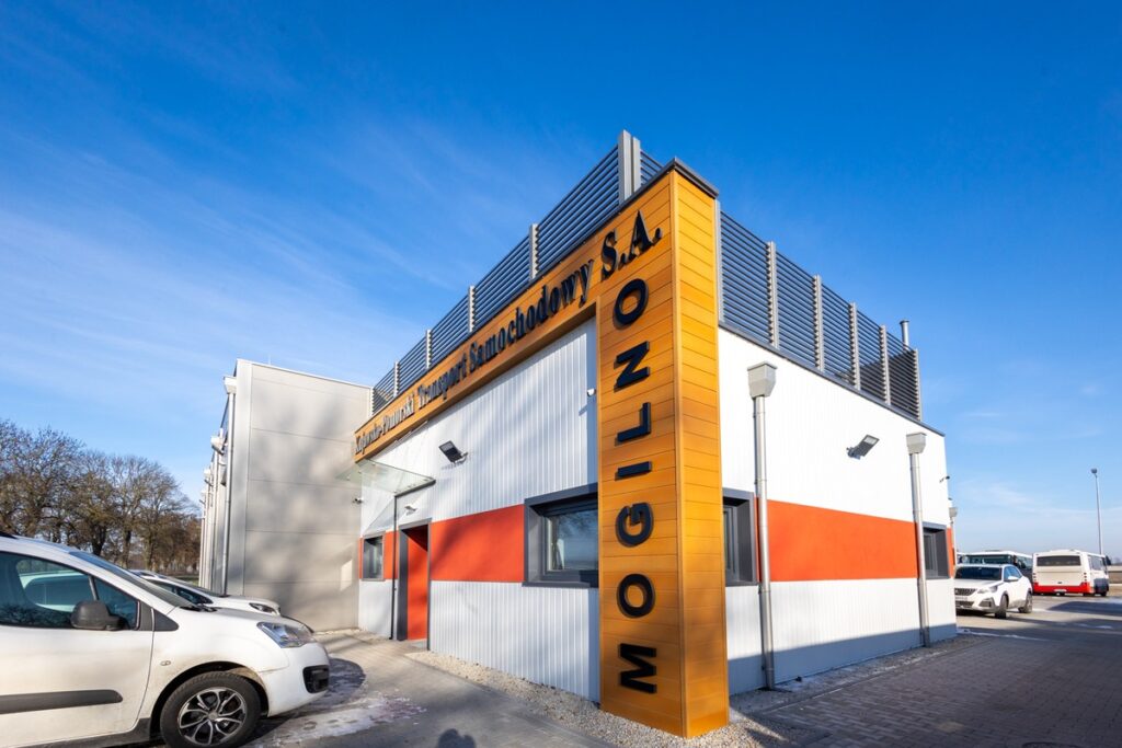 Infrastruktura obsługi autobusów KPTS, Mogilno, fot. Mikołaj Kuras dla UMWKP