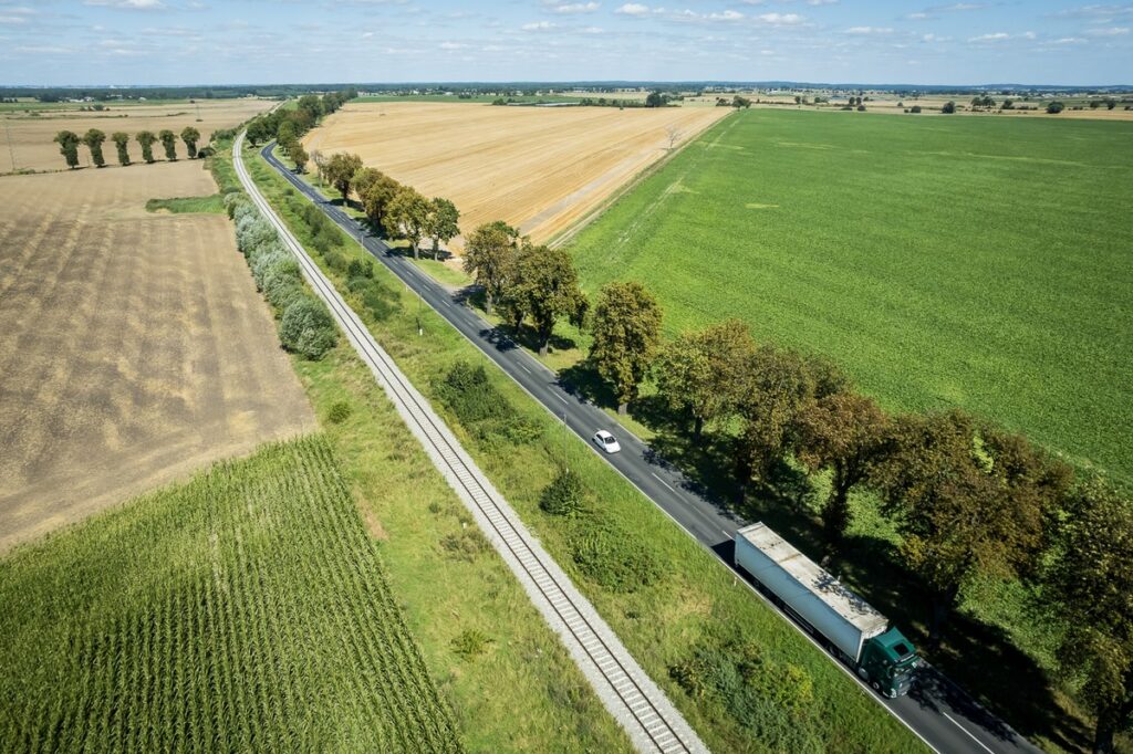 Linia kolejowa 281, fot. Tomasz Czachorowski/eventphoto.com.pl dla UMWKP