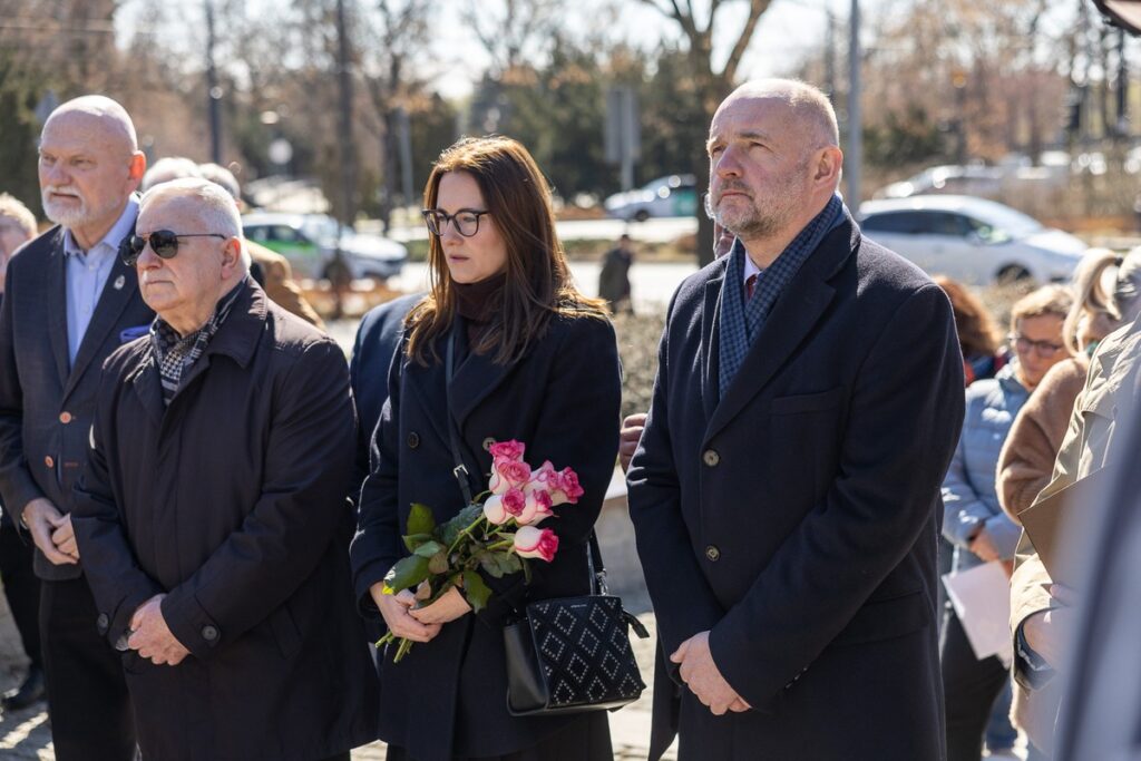 Obchody 21. rocznicy śmierci Jana Pawła II, fot. Szymon Zdziebło/tarantoga.pl dla UMWKP