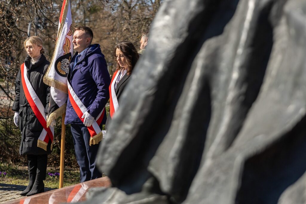 Obchody 21. rocznicy śmierci Jana Pawła II, fot. Szymon Zdziebło/tarantoga.pl dla UMWKP