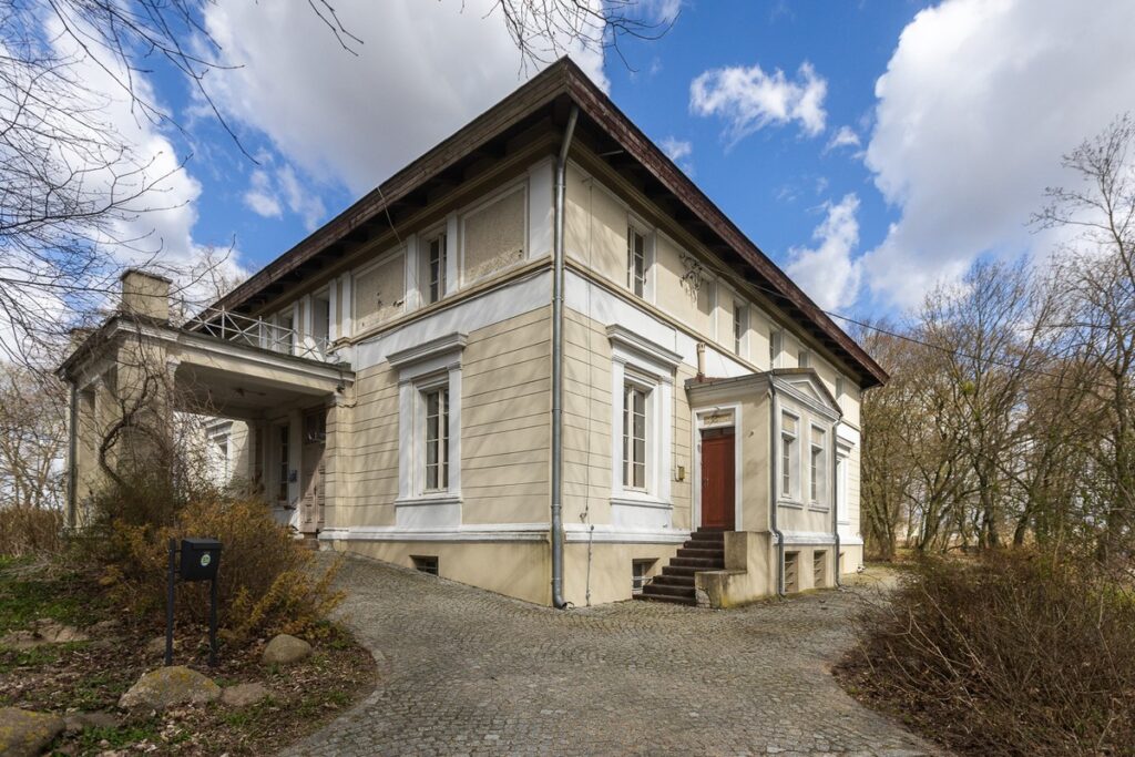 Zespół podworski w Brąchnówku, fot. Szymon Zdziebło/tarantoga dla UMWKP