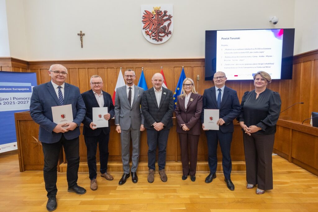 Ceremony of handing over EFKP agreements, April 8, 2026, photo by Mikołaj Kuras for UMWKP