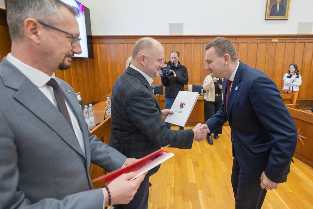 Ceremony of handing over EFKP agreements, April 8, 2026, photo by Mikołaj Kuras for UMWKP