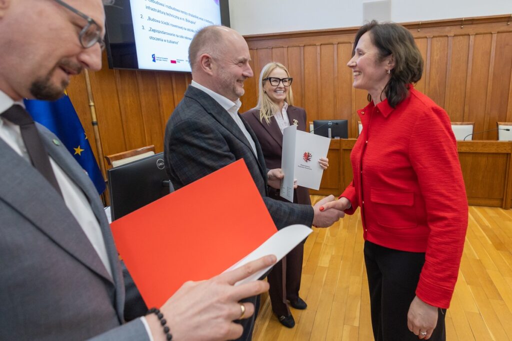 Ceremony of handing over EFKP agreements, April 8, 2026, photo by Mikołaj Kuras for UMWKP