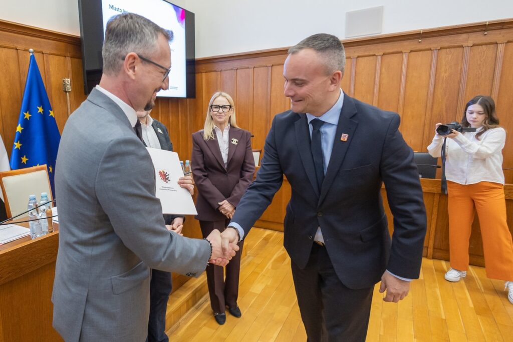 Ceremony of handing over EFKP agreements, April 8, 2026, photo by Mikołaj Kuras for UMWKP