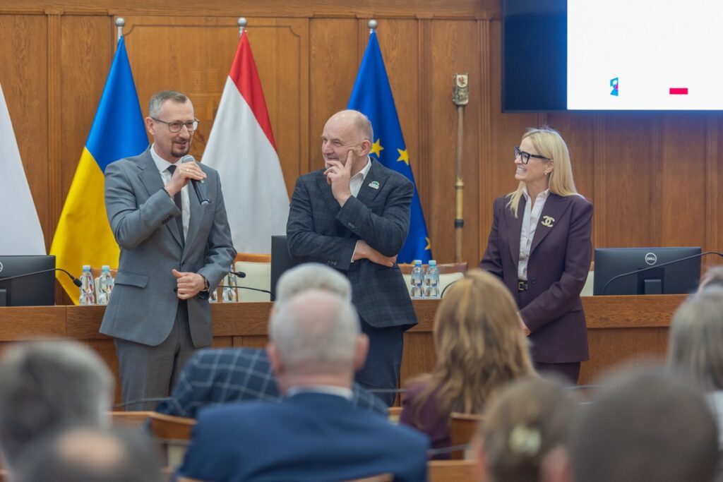 Ceremony of handing over EFKP agreements, April 8, 2026, photo by Mikołaj Kuras for UMWKP