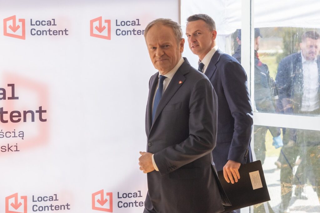 Polski local content – konferencja premiera Donalda Tuska i ministra Wojciecha Balczuna w Ostaszewie, fot. Mikołaj Kuras dla UMWKP
