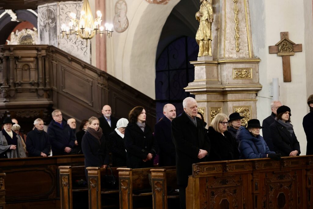Uroczystości pogrzebowe dr Cecylii Iwaniszewskiej, fot. Andrzej Goiński/UMWKP