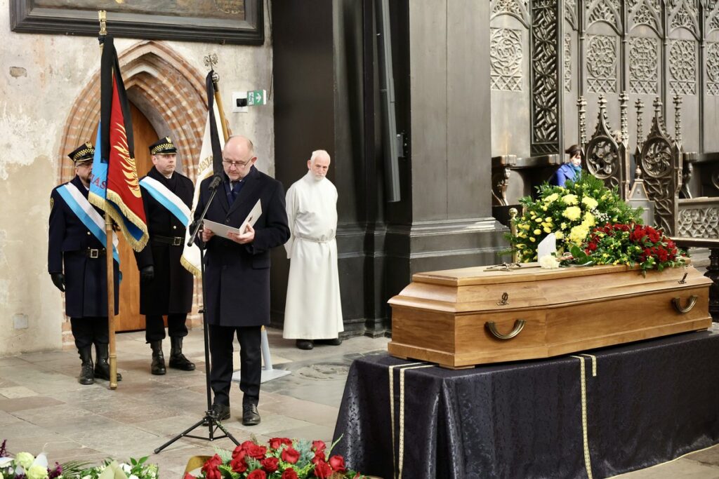 Uroczystości pogrzebowe dr Cecylii Iwaniszewskiej, fot. Andrzej Goiński/UMWKP