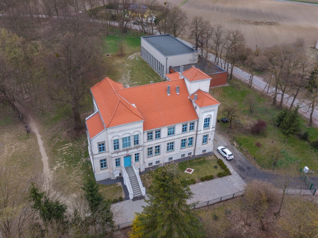 Pałac w Wybczu (powiat toruński), fot. Mikołaj Kuras dla UMWKP