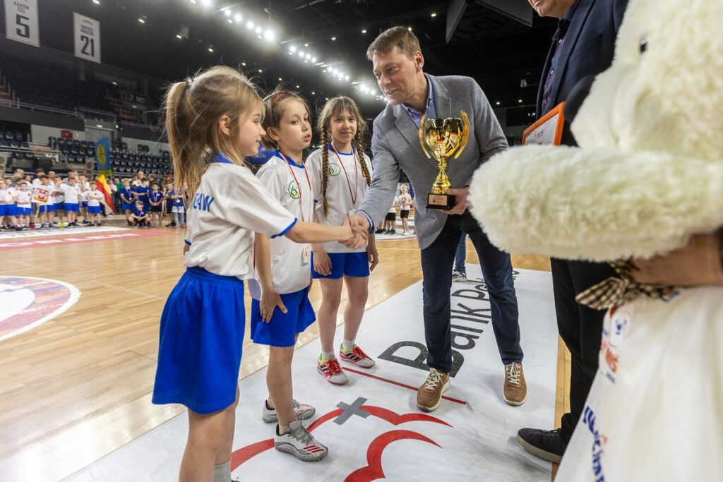 Turniej sportowy „Biały Miś”, fot. Szymon Zdziebło/tarantoga dla UMWKP