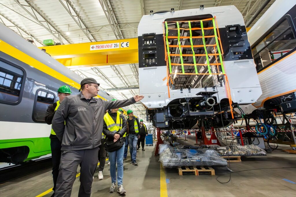 Dzień otwarty w PESA na Jubileusz 25-lecia, Eskapada, fot. Tomasz Czachorowski/eventphoto.ocm.pl dla UMWKP