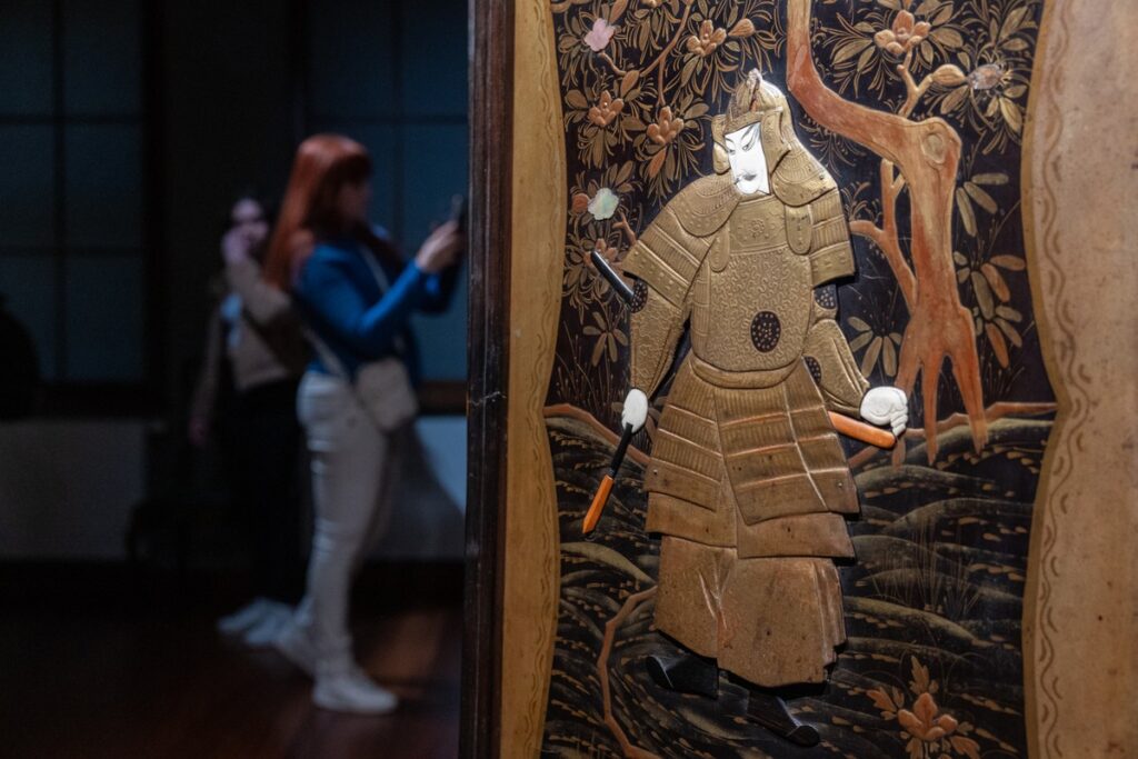 Toruń, Zwiedzanie Muzeum Sztuki Azji w Kamienicy pod Gwiazdą w nowej odsłonie, Eskapada, fot. Mikołaj Kuras dla UMWKP