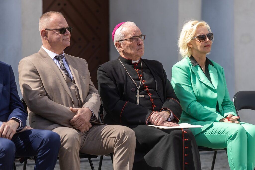 Signing of the letter of intent regarding the celebration of the anniversary of the granting of city rights to Toruń and Chełmno, photo by Szymon Zdziebło / Tarantoga for UMWKP