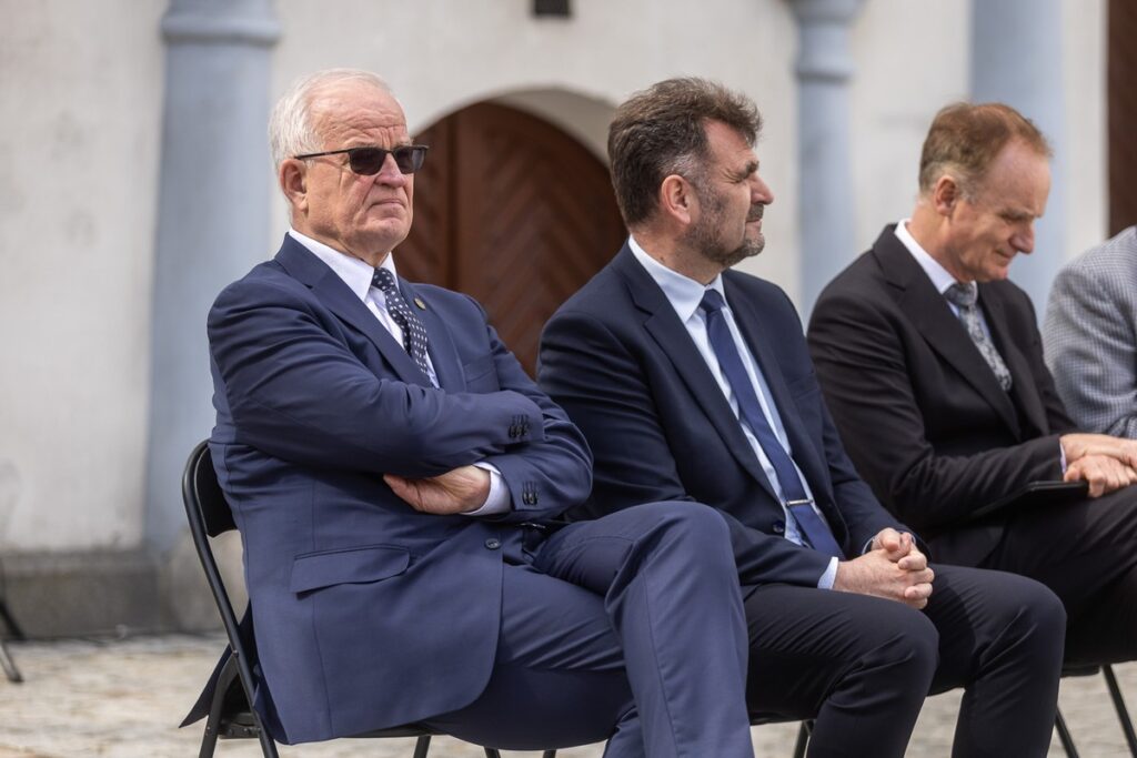 Signing of the letter of intent regarding the celebration of the anniversary of the granting of city rights to Toruń and Chełmno, photo by Szymon Zdziebło / Tarantoga for UMWKP