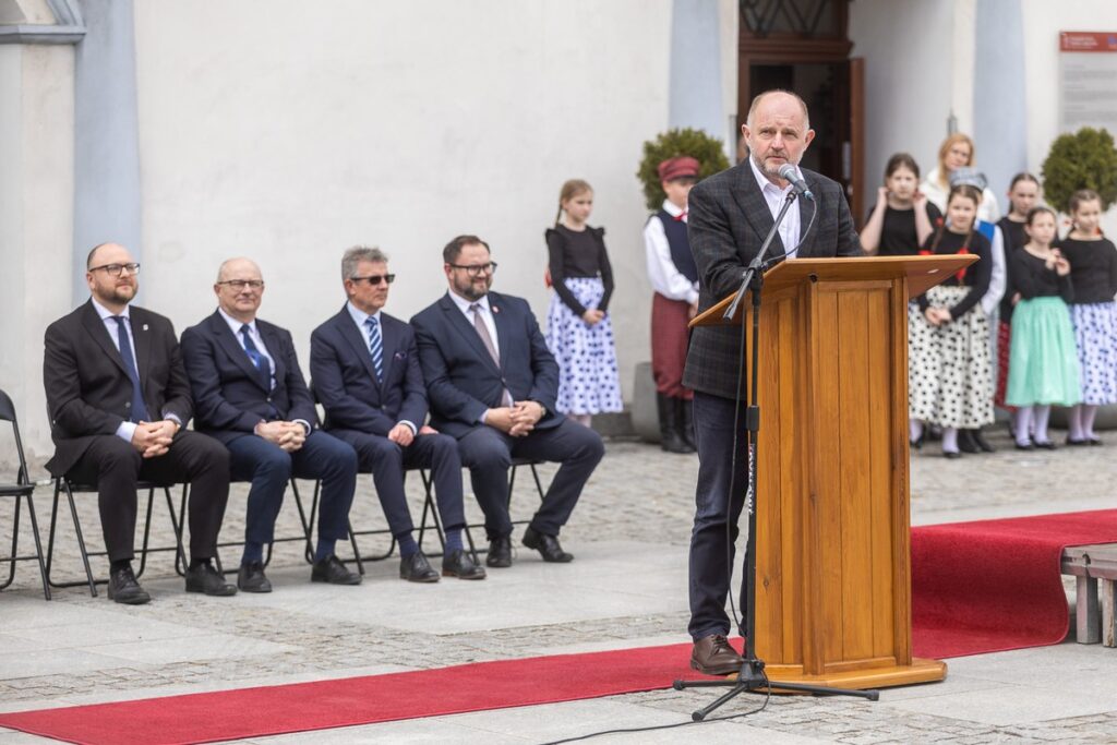 Signing of the letter of intent regarding the celebration of the anniversary of the granting of city rights to Toruń and Chełmno, photo by Szymon Zdziebło / Tarantoga for UMWKP