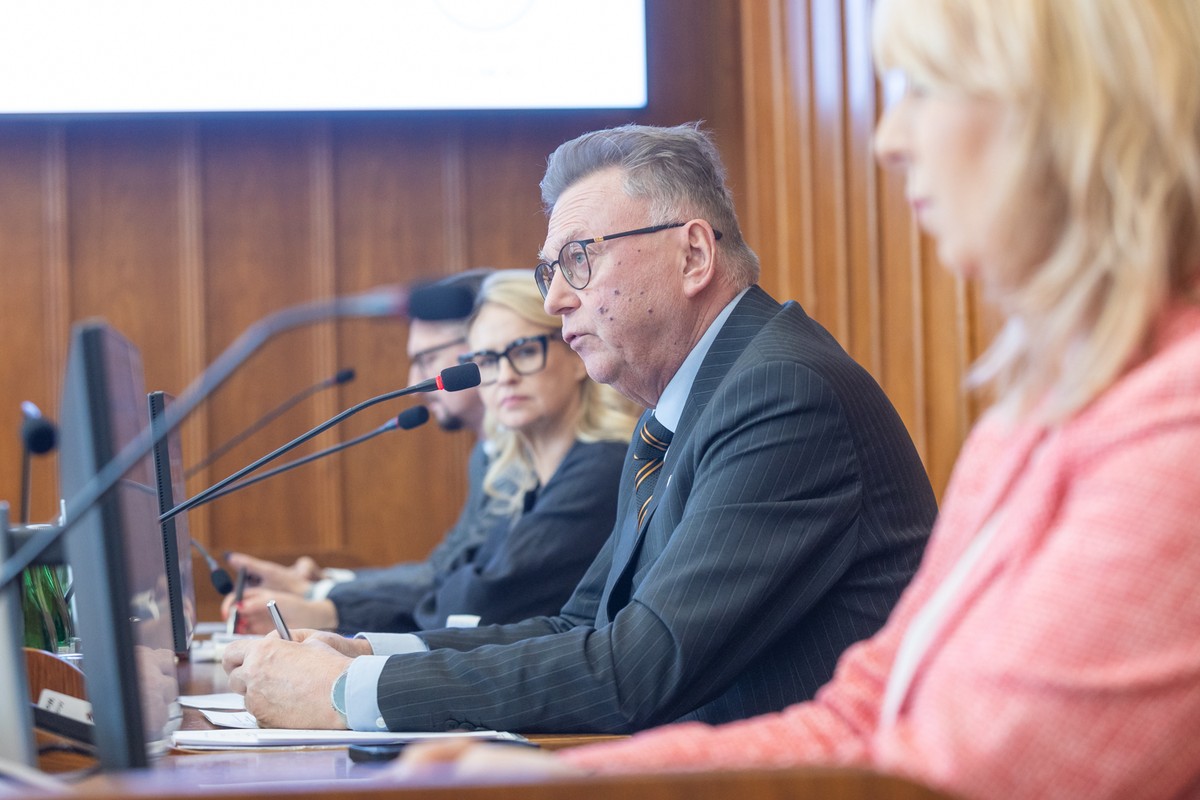 Sesja sejmiku województwa, 20 kwietnia 2026, fot. Mikołaj Kuras dla UMWKP