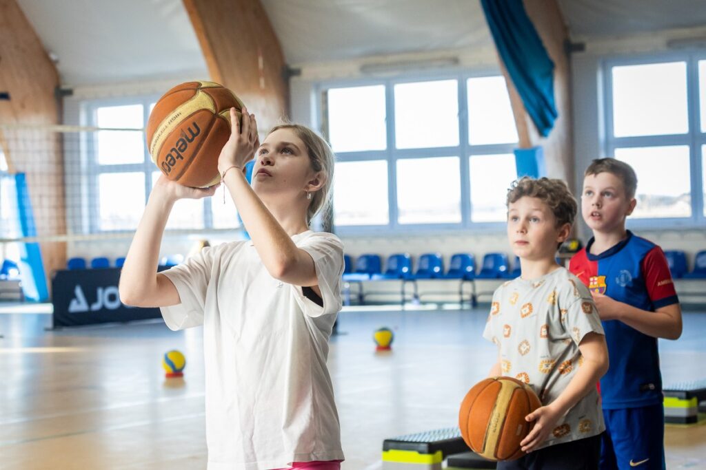 Activities at a youth club in Mycielewo (Nakło County), photo: Tomasz Czachorowski/eventphoto.com.pl for Marshal’s Office of the Kujawsko-Pomorskie Region