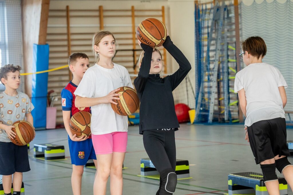 Activities at a youth club in Mycielewo (Nakło County), photo: Tomasz Czachorowski/eventphoto.com.pl for Marshal’s Office of the Kujawsko-Pomorskie Region