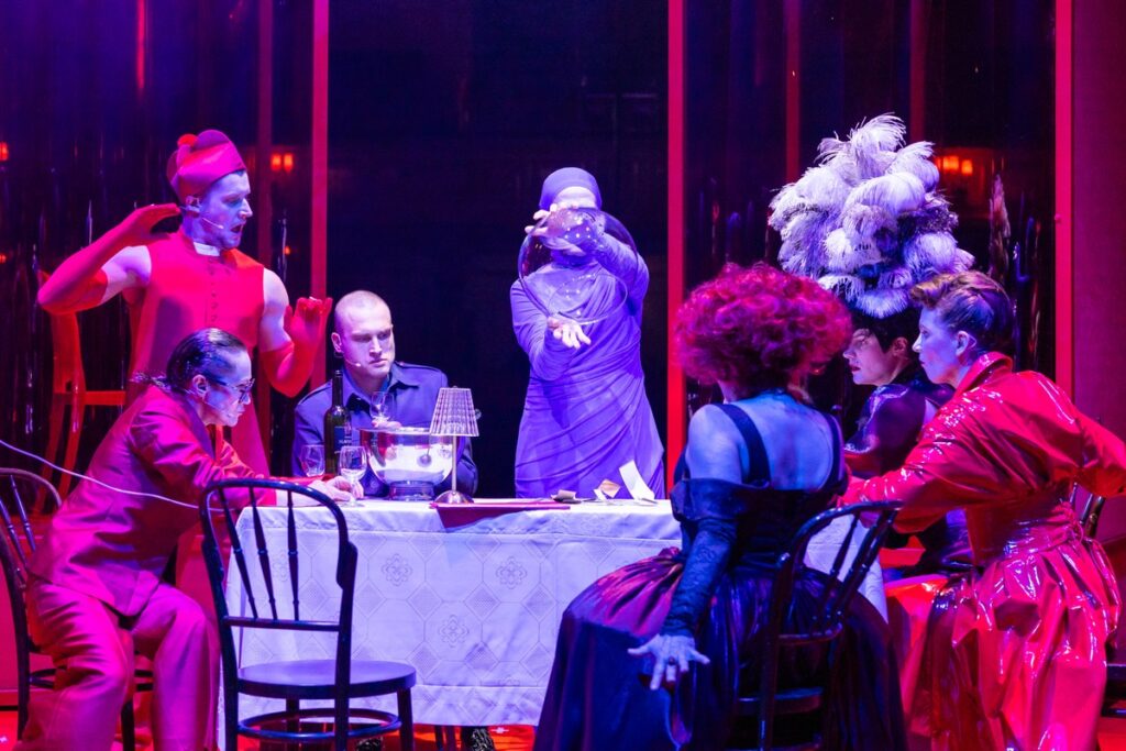 Próba medialna w Teatrze Horzycy, fot. Mikołaj Kuras dla UMWKP