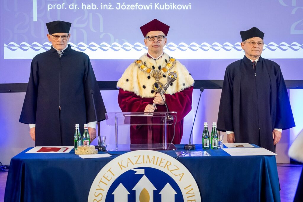Honorary doctorate awarded to Professor Józef Kubik. Photo: Tomasz Czachorowski / eventphoto.com.pl for UMWKP