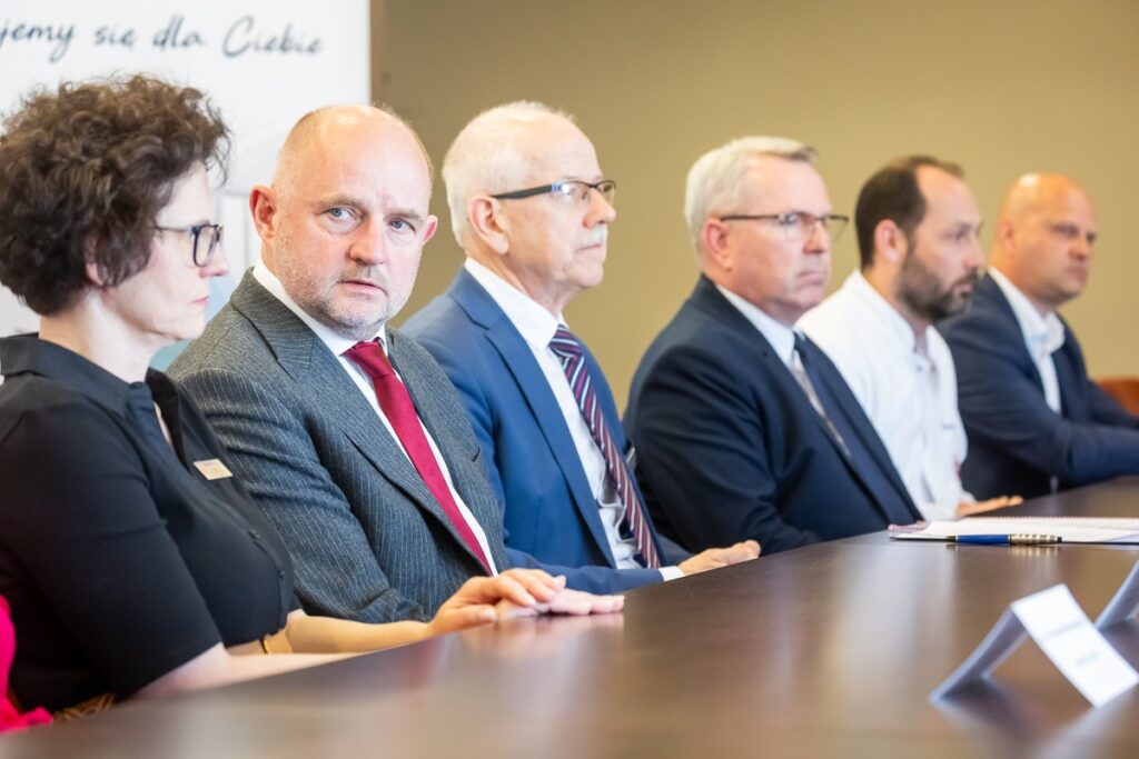 Agreement signed for the financing of the expansion and modernization of the main complex of the Oncology Center. Photo: Tomasz Czachorowski / eventphoto for UMWKP