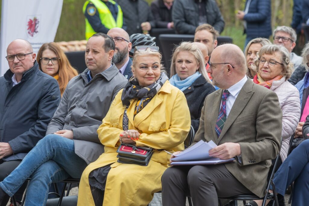 Meeting at the pool complex in Ciechocinek, photo: Mikołaj Kuras / UMWKP
