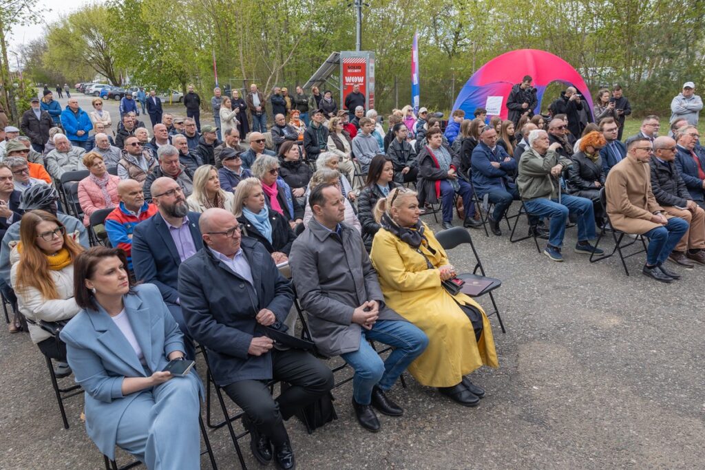 Meeting at the pool complex in Ciechocinek, photo: Mikołaj Kuras / UMWKP