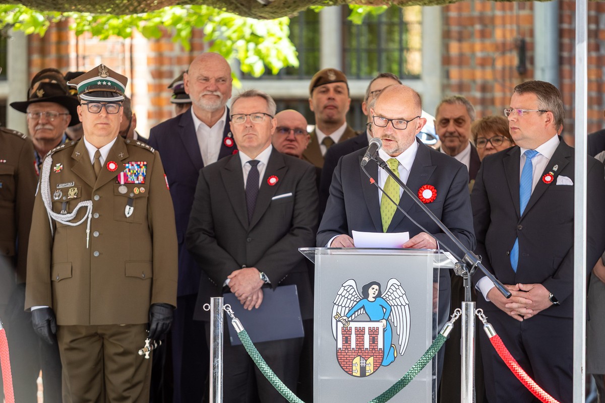 Wojewódzkie obchody Święta Narodowego Trzeciego Maja, Toruń, fot. Szymon Zdziebło/tarantoga dla UMWKP