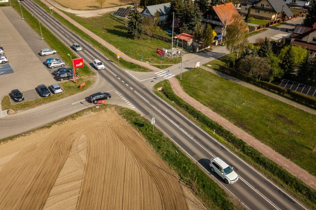 Droga wojewódzka nr 553, fot. Szymon Zdziebło/tarantoga.pl dla UMWKP