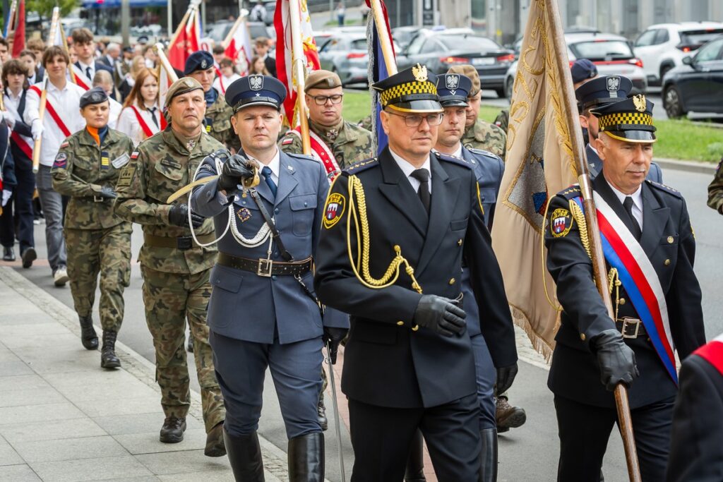 Obchody Narodowego Dnia Zwycięstwa w Bydgoszczy, fot. Tomasz Czachorowski/eventphoto.com.pl dla UMWKP
