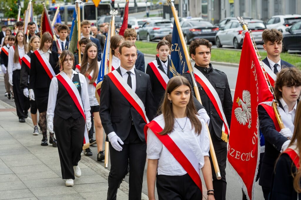 Obchody Narodowego Dnia Zwycięstwa w Bydgoszczy, fot. Tomasz Czachorowski/eventphoto.com.pl dla UMWKP