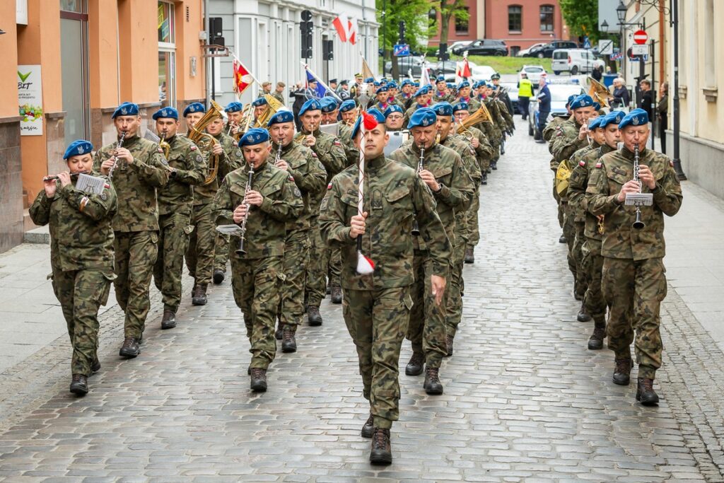 Obchody Narodowego Dnia Zwycięstwa w Bydgoszczy, fot. Tomasz Czachorowski/eventphoto.com.pl dla UMWKP