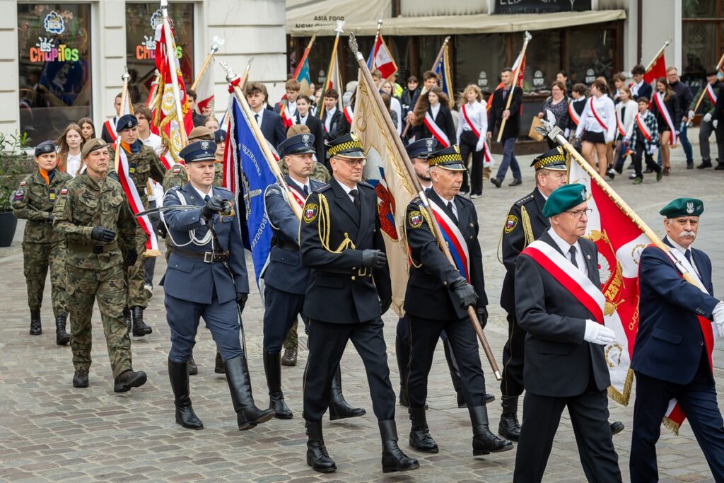 Obchody Narodowego Dnia Zwycięstwa w Bydgoszczy, fot. Tomasz Czachorowski/eventphoto.com.pl dla UMWKP