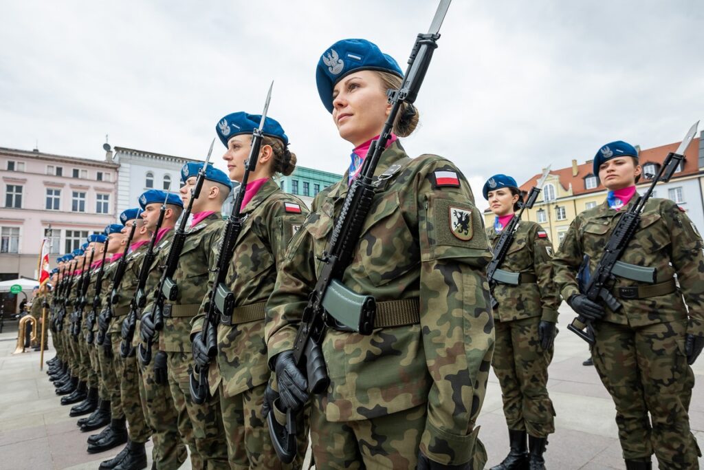 Obchody Narodowego Dnia Zwycięstwa w Bydgoszczy, fot. Tomasz Czachorowski/eventphoto.com.pl dla UMWKP