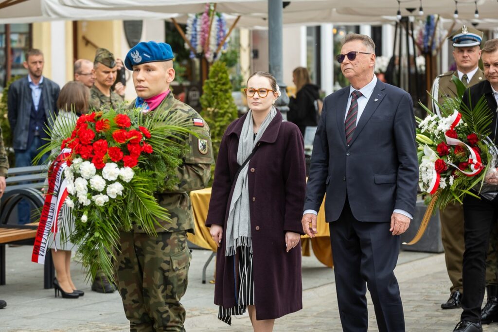 Obchody Narodowego Dnia Zwycięstwa w Bydgoszczy, fot. Tomasz Czachorowski/eventphoto.com.pl dla UMWKP