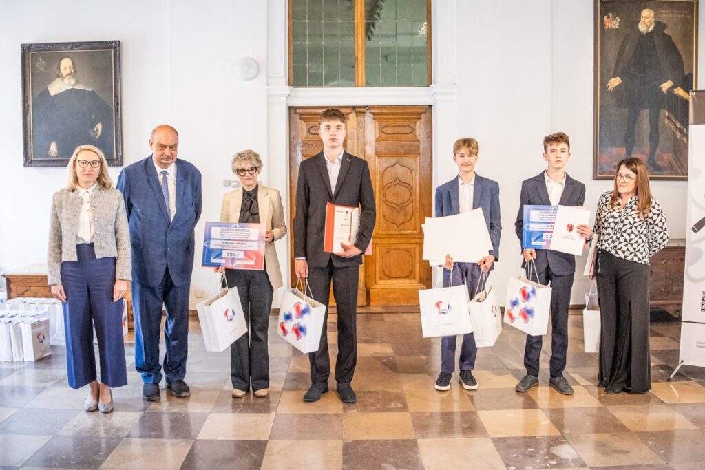 Gala wręczenia nagród „Oni tworzyli naszą historię”, fot. Andrzej Goiński/UMWKP