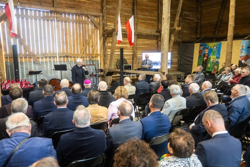 Obchody 45. Rocznicy rejestracji NSZZ RI Solidarność, fot. Szymon Zdziebło/tarantoga.pl dla UMWKP