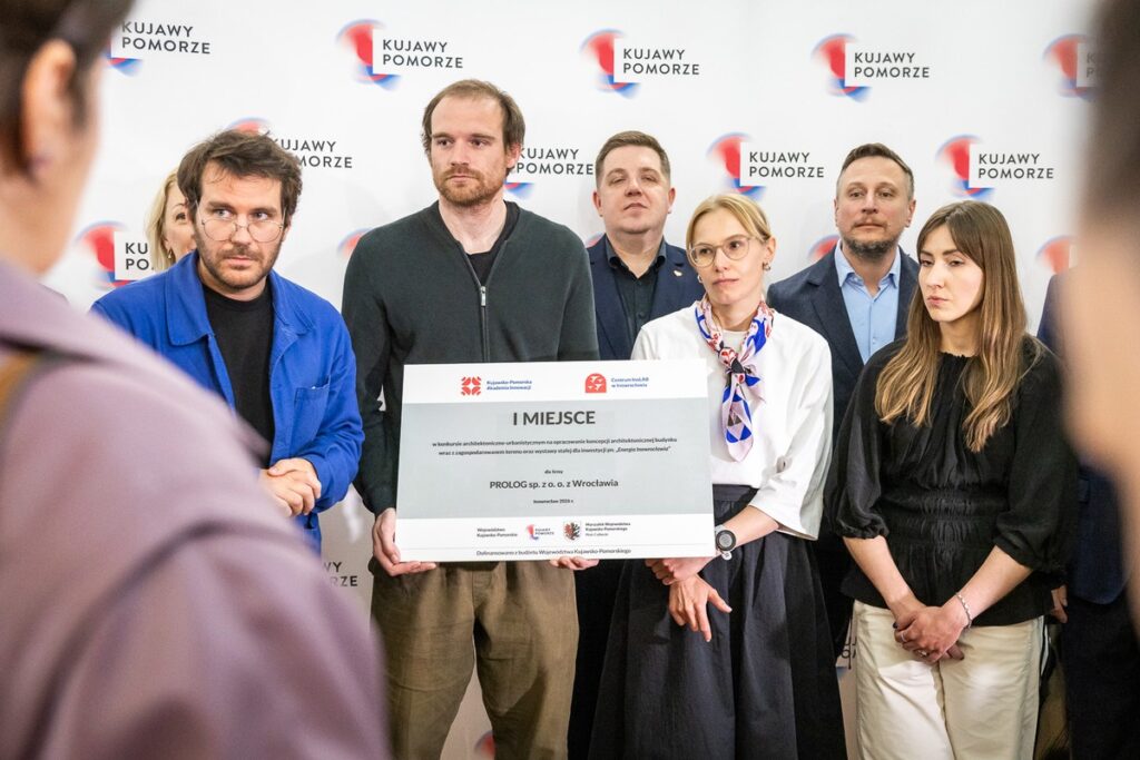 Rozstrzygnięcie konkursu na koncepcję centrum InoLAB w Inowrocławiu, fot. Szymon Zdziebło/tarantoga.pl dla UMWKP