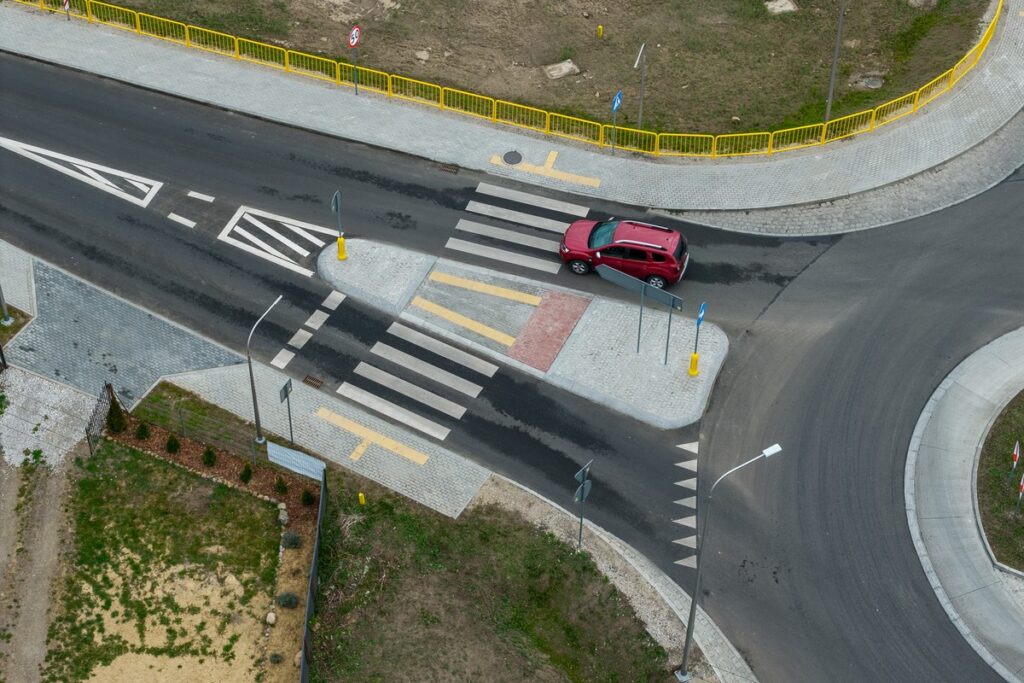 Opening of the Roundabout in Broniewice in Inowrocław County, photo by Szymon Zdziebło/tarantoga.pl for UMWKP