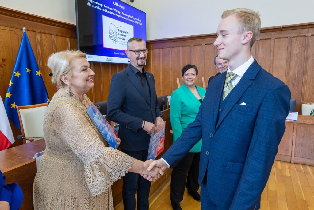 Konkurs Wiedzy o Samorządzie Terytorialnym, fot. Mikołaj Kuras dla UMWKP