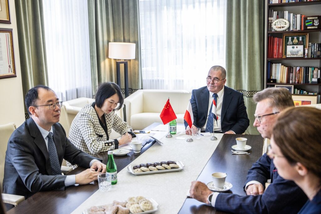 Spotkanie z ambasadorem Lu Shanem, fot. Andrzej Goiński/UMWKP