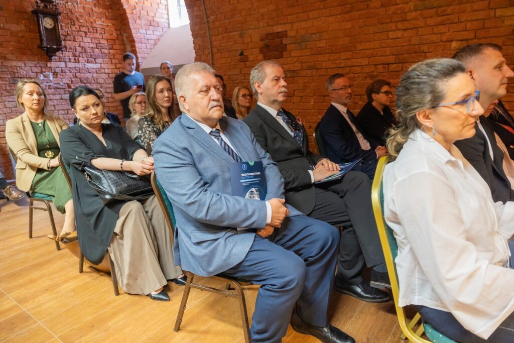 Konferencja podsumowująca pakiet zakupów WSS we Włocławku, fot. Mikołaj Kuras dla UMWKP