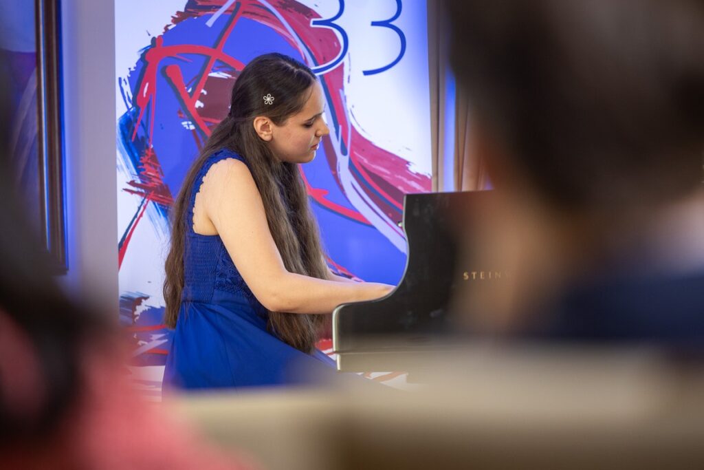 Przesłuchania 33. Międzynarodowego Konkursu Pianistycznego im. Fryderyka Chopina dla Dzieci i Młodzieży w Szafarni. Fot. Szymon Zdziebło tarantoga.pl dla UMWKP