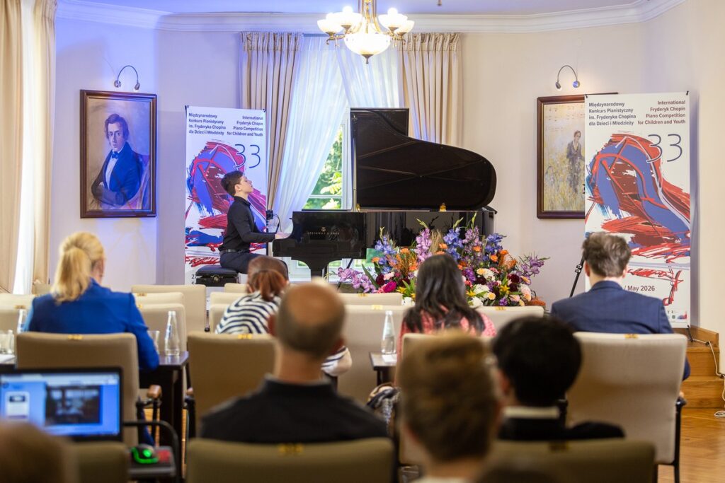 Przesłuchania 33. Międzynarodowego Konkursu Pianistycznego im. Fryderyka Chopina dla Dzieci i Młodzieży w Szafarni. Fot. Szymon Zdziebło tarantoga.pl dla UMWKP